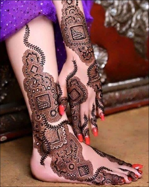 designs-of-arabic-mehndi-of-hands
