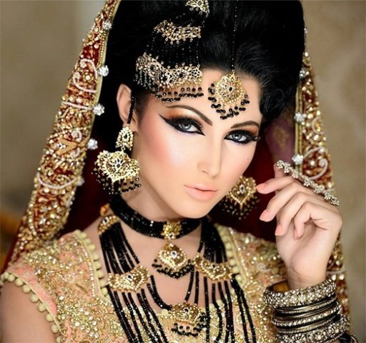 arabic-bridal-makeup-tutorial-for-beginner