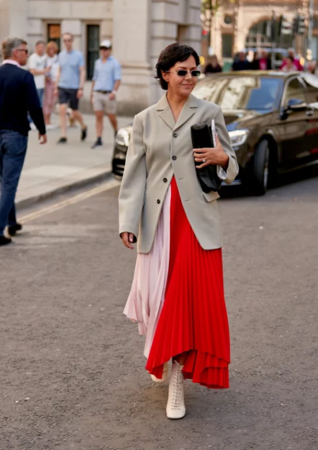 wear-the-long-color-block-skirt