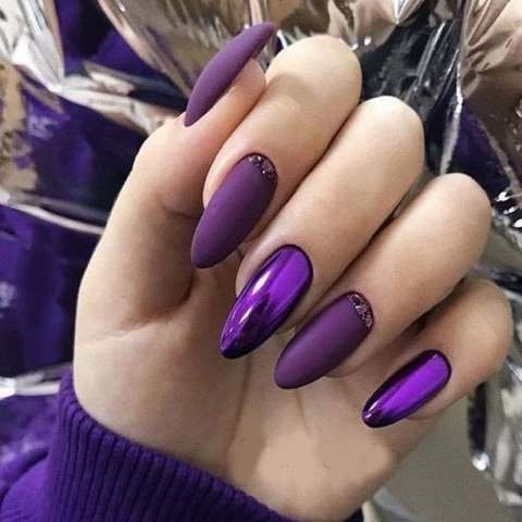 Dark-Purple-Nails
