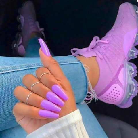 Neon-Purple-Nail-Art