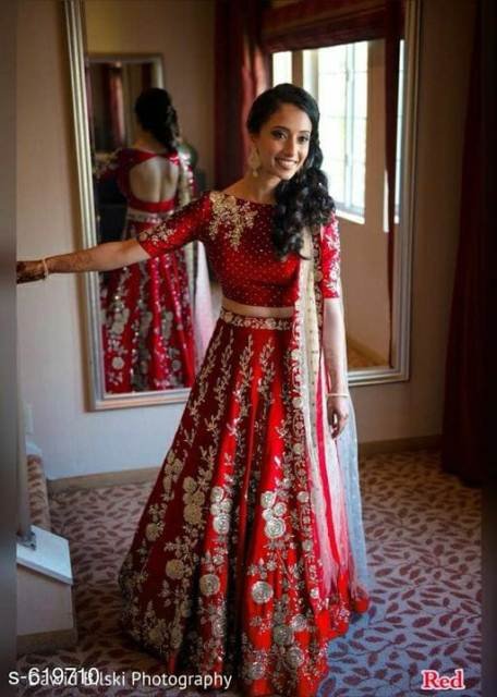 Blouse-Designs-for-Lehenga-Saree (21)