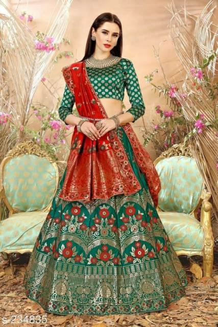 Blouse-Designs-for-Lehenga-Saree (23)