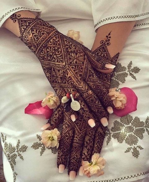 Moroccan-bridal-full-hand-mehndi-designs