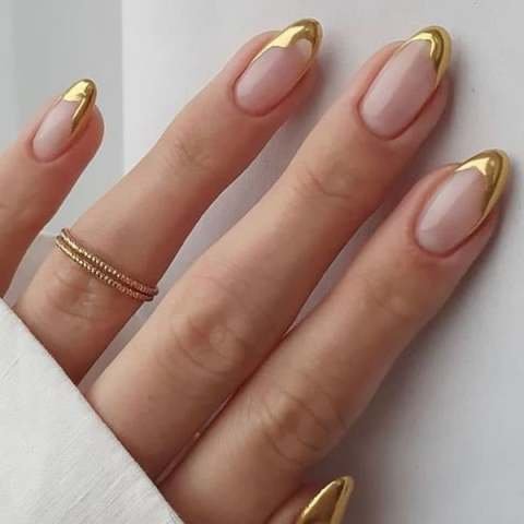 Gold-Nails-Colors