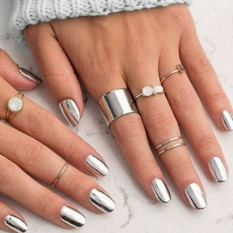 Silver-Nails-Colors