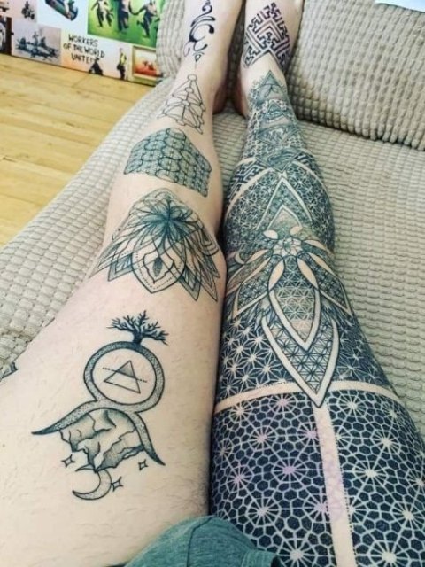 Geometric-Leg-Tattoo-for-Girls