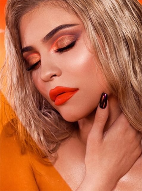 valentines-day-tangerine-matte-lipstick