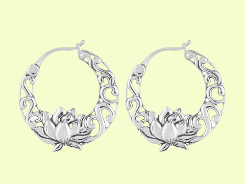 Silver-Hoop-Earrings-for-Womens