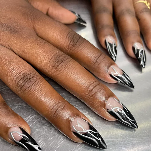 Black-Chrome-Lightning-Nails