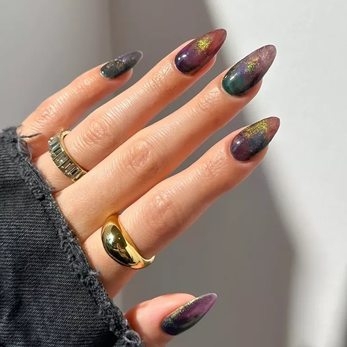 Golden-Smoky-Aura-Nails