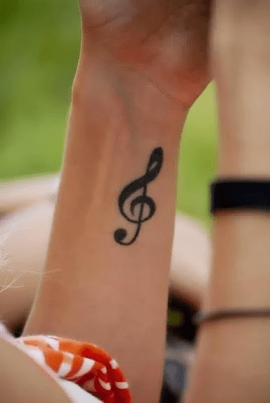 Musical-Notes-On-Wrists