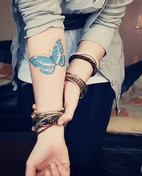 Stunning-Butterfly-Wrist-Tattoo