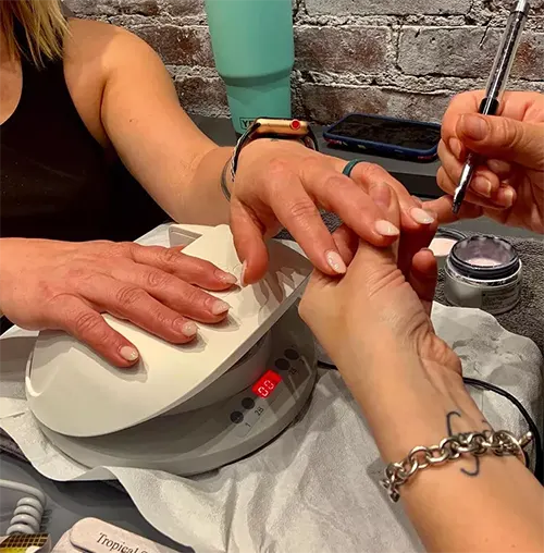 Best-acrylic-nails-NYC