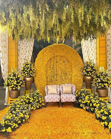 haldi-ceremony-decoration-for-boy-at-home